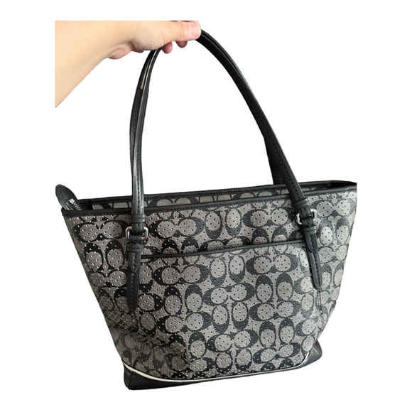 COACH PEYTON PERFORATED PVC ZIP TOP TOTE - Picture 3 of 8
